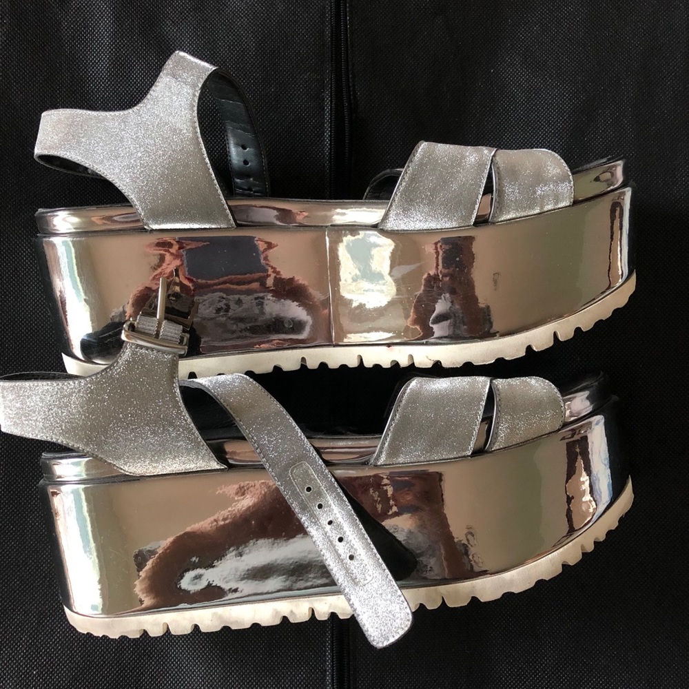✨SALE✨ Stuart Weitzman Platform Sandals